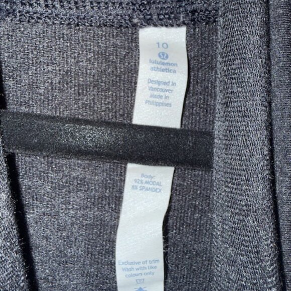 Lululemon Wrap - Picture 3 of 11